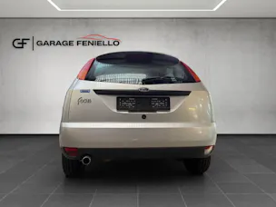 FORD Focus 2.0i 16V Trend
