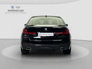 BMW 5er Reihe G30 520d xDrive paddles