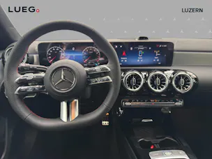 MERCEDES-BENZ A 200 Night Star 7G-DCT
