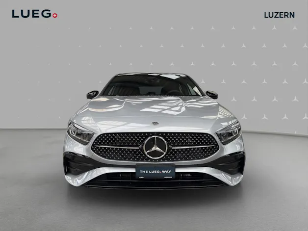 MERCEDES-BENZ A 200 Night Star 7G-DCT