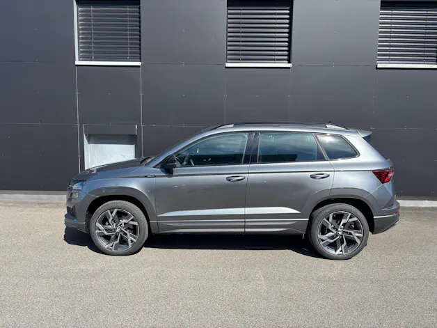 SKODA Karoq 2.0 TSI SportLine 4x4 DSG **Modell 2027**
