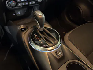 NISSAN Juke 1.6 FHEV N-Connecta