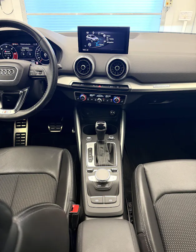 AUDI Q2 35 TDI S line quattro S-tronic