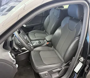 AUDI Q2 35 TDI S line quattro S-tronic