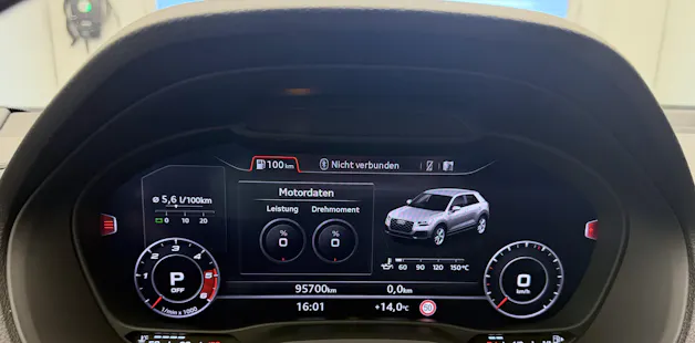 AUDI Q2 35 TDI S line quattro S-tronic