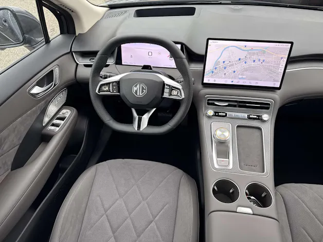 MG S6 EV 77kWh Luxury RWD 245PS