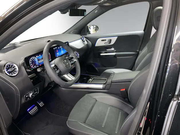 MERCEDES-BENZ GLA 250 4Matic 8G-DCT Swiss Star