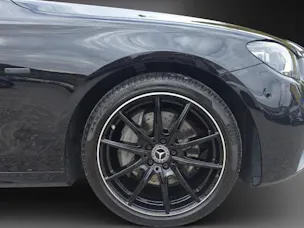 MERCEDES-BENZ E 220 d 4Matic