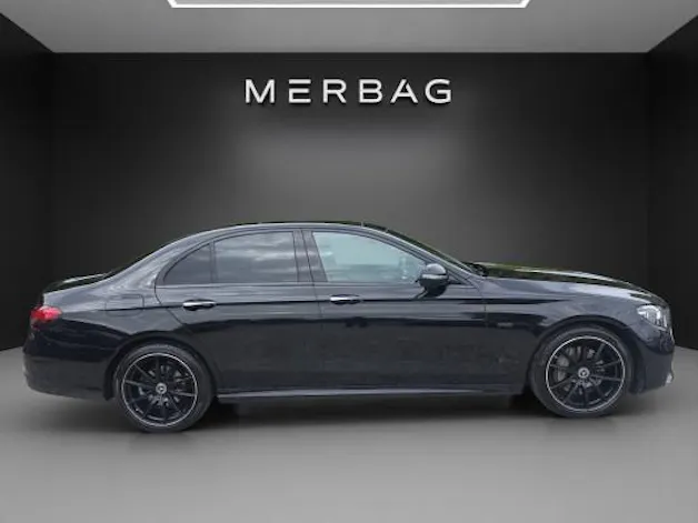 MERCEDES-BENZ E 220 d 4Matic
