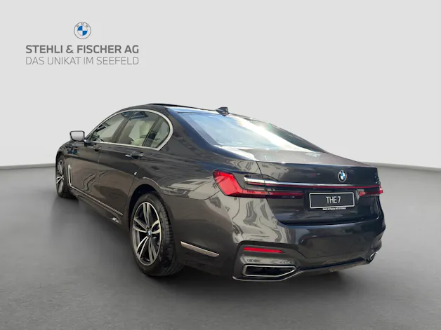 BMW 750i xDrive M Sport Steptronic