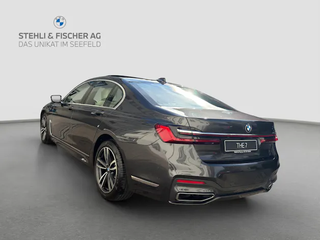 BMW 750i xDrive M Sport Steptronic