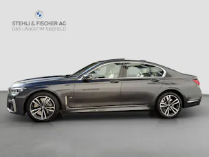 BMW 750i xDrive M Sport Steptronic