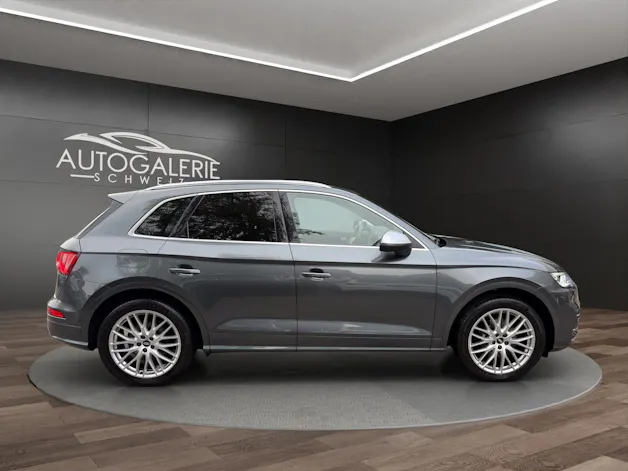 AUDI SQ5 3.0 TFSI quattro | CH | Panorama | Assis. Stadt+Park+Tour | Matrix LED | B&O | Luftfederung | S-Sportsitz Rautensteppung |