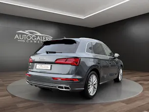 AUDI SQ5 3.0 TFSI quattro | CH | Panorama | Assis. Stadt+Park+Tour | Matrix LED | B&O | Luftfederung | S-Sportsitz Rautensteppung |