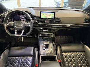 AUDI SQ5 3.0 TFSI quattro | CH | Panorama | Assis. Stadt+Park+Tour | Matrix LED | B&O | Luftfederung | S-Sportsitz Rautensteppung |
