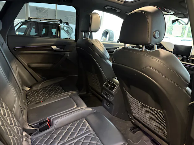 AUDI SQ5 3.0 TFSI quattro | CH | Panorama | Assis. Stadt+Park+Tour | Matrix LED | B&O | Luftfederung | S-Sportsitz Rautensteppung |