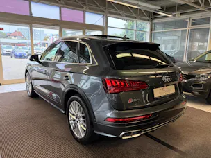 AUDI SQ5 3.0 TFSI quattro | CH | Panorama | Assis. Stadt+Park+Tour | Matrix LED | B&O | Luftfederung | S-Sportsitz Rautensteppung |