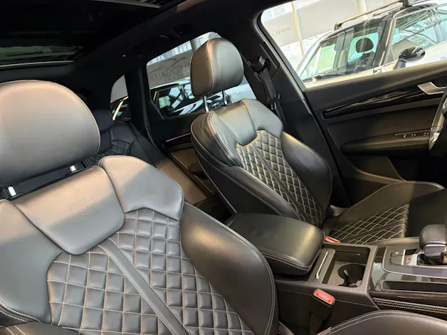 AUDI SQ5 3.0 TFSI quattro | CH | Panorama | Assis. Stadt+Park+Tour | Matrix LED | B&O | Luftfederung | S-Sportsitz Rautensteppung |