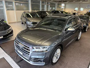 AUDI SQ5 3.0 TFSI quattro | CH | Panorama | Assis. Stadt+Park+Tour | Matrix LED | B&O | Luftfederung | S-Sportsitz Rautensteppung |