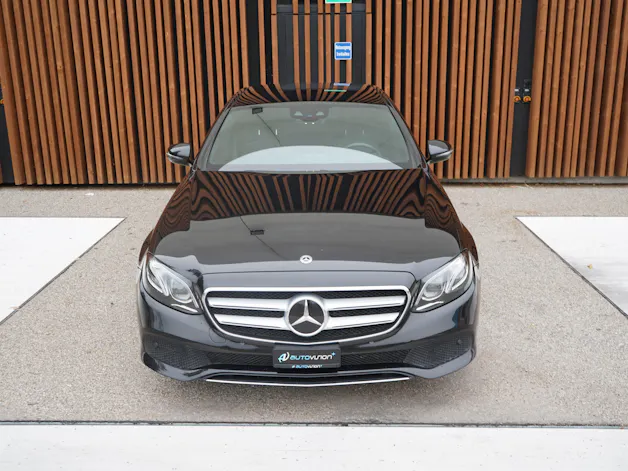 MERCEDES-BENZ E 200 AVANTGARDE 9G-TRONIC l 184 PS