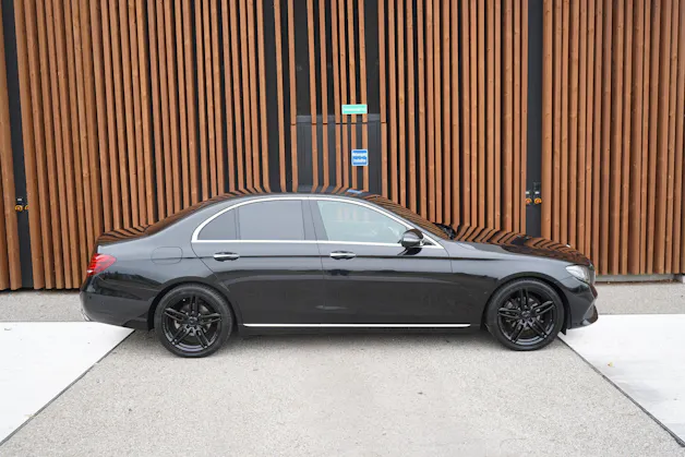 MERCEDES-BENZ E 200 AVANTGARDE 9G-TRONIC l 184 PS