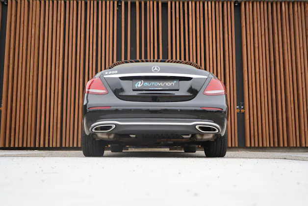 MERCEDES-BENZ E 200 AVANTGARDE 9G-TRONIC l 184 PS