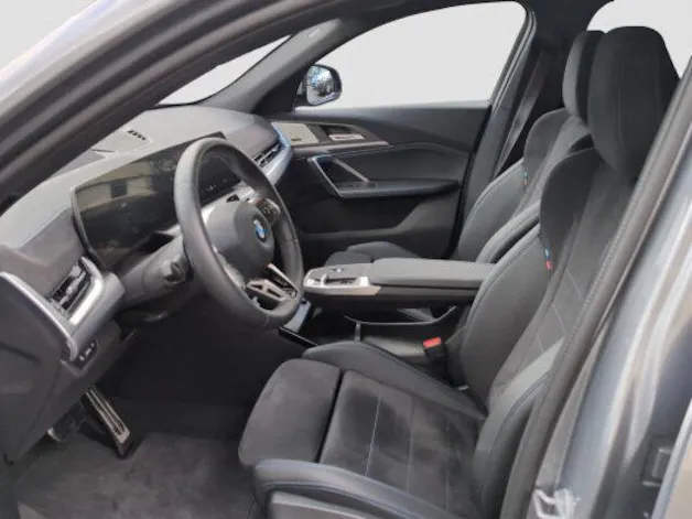 BMW X2 U10 20d xDrive paddles