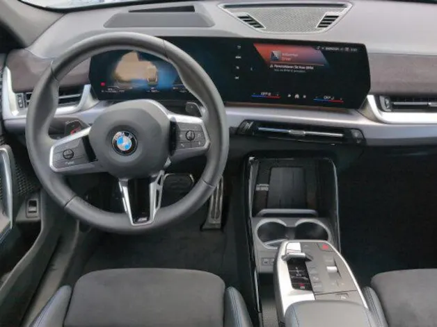 BMW X2 U10 20d xDrive paddles