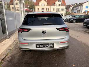 VW Golf GTE 1.5 TSI eHybrid 272 PS *** TOPAUSSTATTUNG MIT 5 JAHRE VW WERKSGARANTIE ***