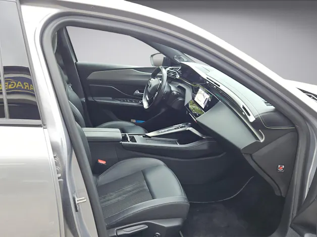 PEUGEOT 308 1.5 BlueHDI GT EAT8