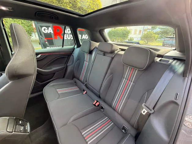 SKODA Kamiq 1.5 TSI MONTE CARLO *** ANHÄNGERKUPPLUNG & PANORAMDACH ***