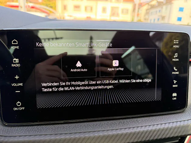 SKODA Kamiq 1.5 TSI MONTE CARLO *** ANHÄNGERKUPPLUNG & PANORAMDACH ***