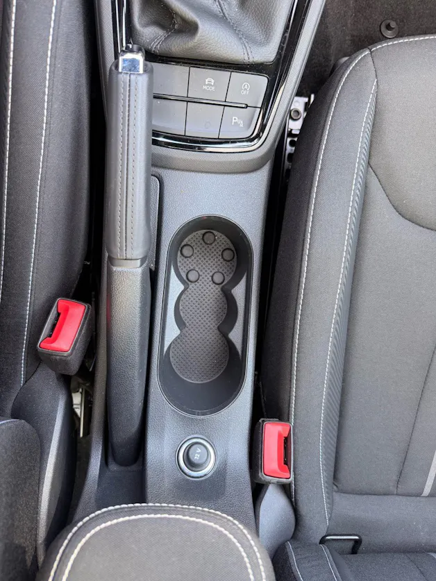 SKODA Kamiq 1.5 TSI MONTE CARLO *** ANHÄNGERKUPPLUNG & PANORAMDACH ***
