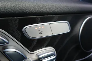 MERCEDES-BENZ GLC 250 AMG Line 4Matic "* CH Auto * Toit Ouvrant * Sièges Electriques+Chauffant * GPS * Lumière Ambiance * Volant chauffant *"