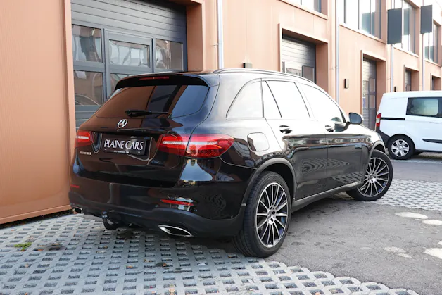 MERCEDES-BENZ GLC 250 AMG Line 4Matic "* CH Auto * Toit Ouvrant * Sièges Electriques+Chauffant * GPS * Lumière Ambiance * Volant chauffant *"