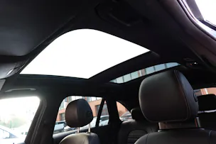 MERCEDES-BENZ GLC 250 AMG Line 4Matic "* CH Auto * Toit Ouvrant * Sièges Electriques+Chauffant * GPS * Lumière Ambiance * Volant chauffant *"