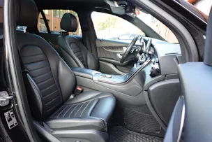 MERCEDES-BENZ GLC 250 AMG Line 4Matic "* CH Auto * Toit Ouvrant * Sièges Electriques+Chauffant * GPS * Lumière Ambiance * Volant chauffant *"
