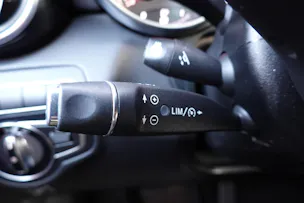 MERCEDES-BENZ GLC 250 AMG Line 4Matic "* CH Auto * Toit Ouvrant * Sièges Electriques+Chauffant * GPS * Lumière Ambiance * Volant chauffant *"