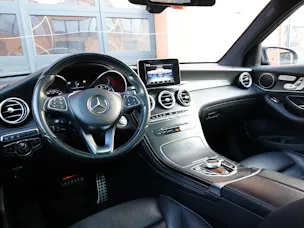 MERCEDES-BENZ GLC 250 AMG Line 4Matic "* CH Auto * Toit Ouvrant * Sièges Electriques+Chauffant * GPS * Lumière Ambiance * Volant chauffant *"
