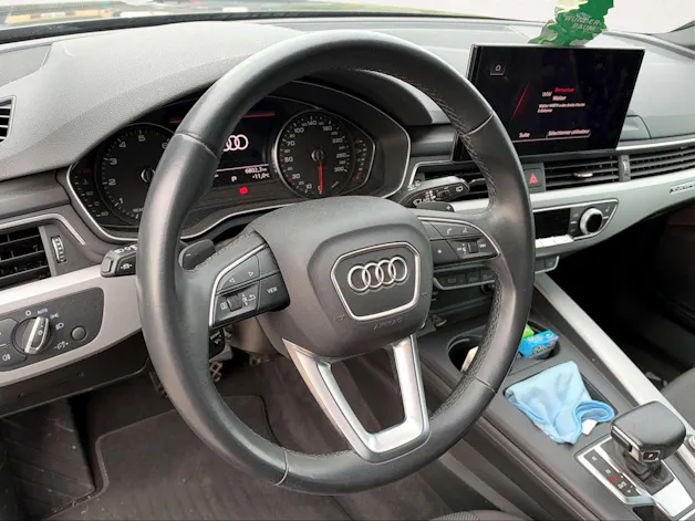 AUDI A4 Avant 40 TFSI advanced S-tronic quattro
