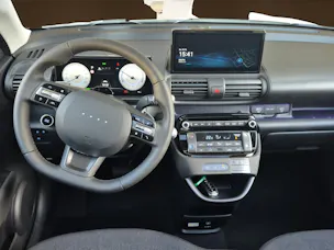 HYUNDAI Inster 49 kWh Electric Vertex Sunroof