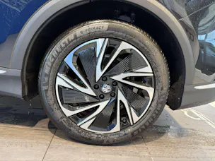 MG S6 EV 77kWh Luxury AWD 361PS