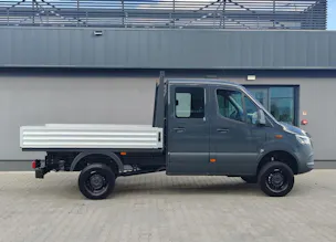 MERCEDES-BENZ Sprinter 319 CDI Standard 9G-TRONIC 4x4
