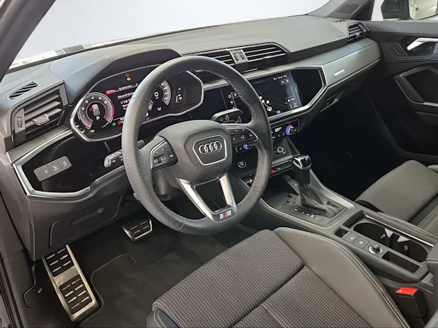AUDI Q3 2.0 40 TFSI S line quattro S-Tronic