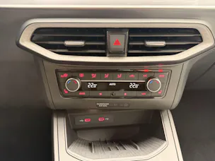 SEAT Arona 1.5 TSI 150 PS FR BLACK EDITION !! *** TOP AUSSTATTUNG ***