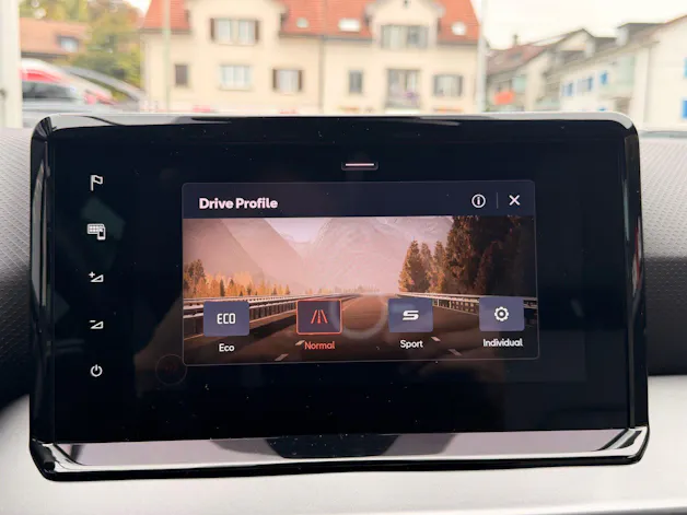 SEAT Arona 1.5 TSI 150 PS FR BLACK EDITION !! *** TOP AUSSTATTUNG ***