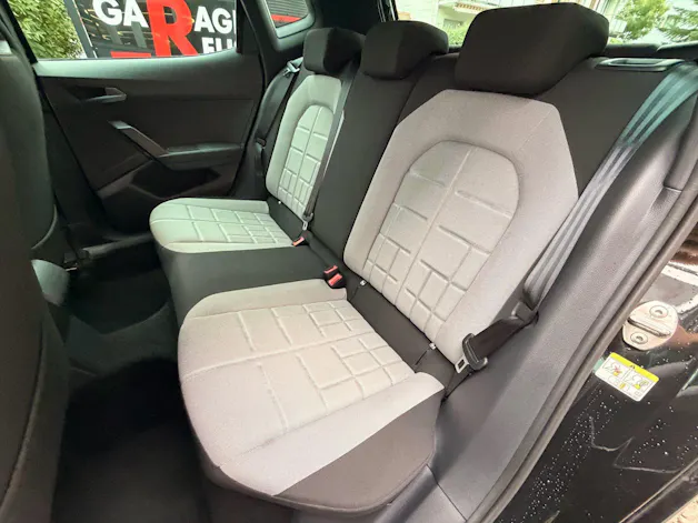 SEAT Arona 1.5 TSI 150 PS FR BLACK EDITION !! *** TOP AUSSTATTUNG ***