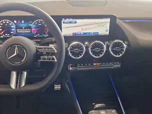 MERCEDES-BENZ GLA 220 4Matic 8G-DCT