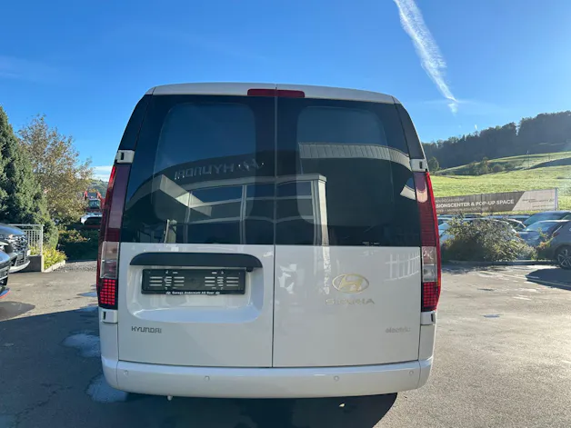 HYUNDAI Staria Cargo EV 84 kWh Amplia