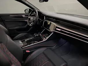 AUDI RS6 Avant 4.0 TFSI V8 quattro